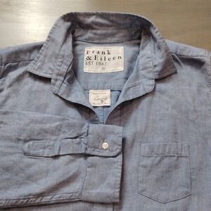 Frank & Eileen Barry Shirt Womens Large Blue Chambray Lightweight Soft V Neck